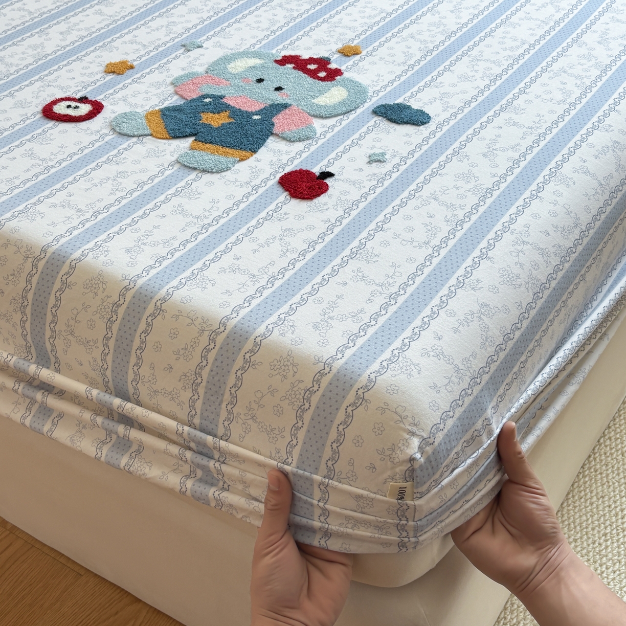 91家纺网 家纺一手货源 找家纺 居眠 2026新款全棉磨毛毛巾绣床笠 海棠花小象-床笠