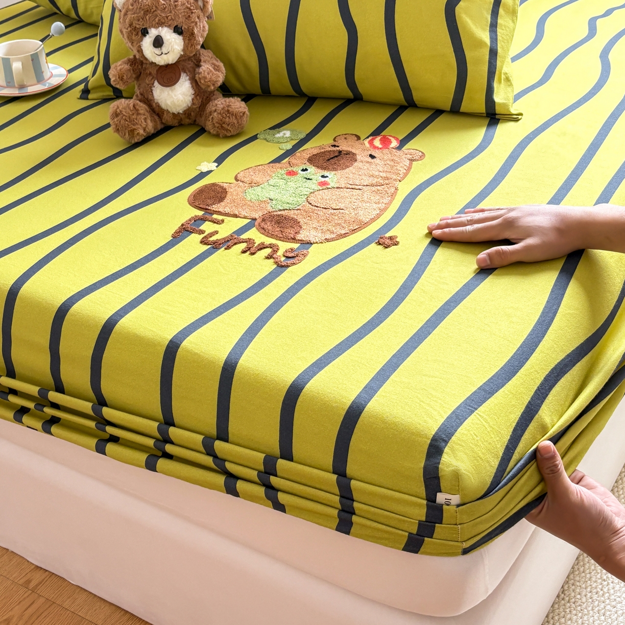 91家纺网 家纺一手货源 找家纺 居眠 2026新款全棉磨毛毛巾绣床笠 时语集-床笠