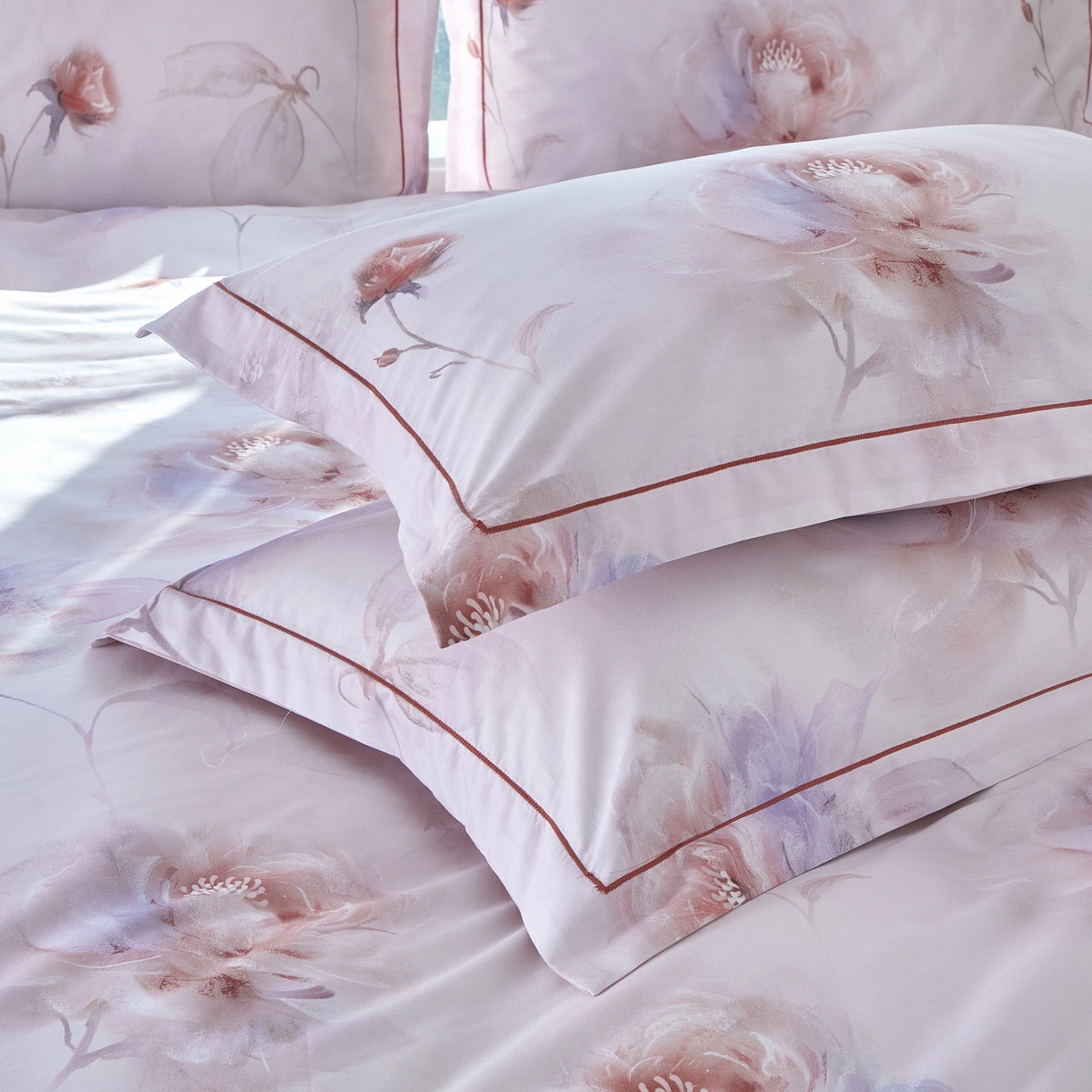 91家纺网 家纺一手货源 找家纺 启航家居 2026新款全棉铂金棉数码印花四件套 诗柔粉