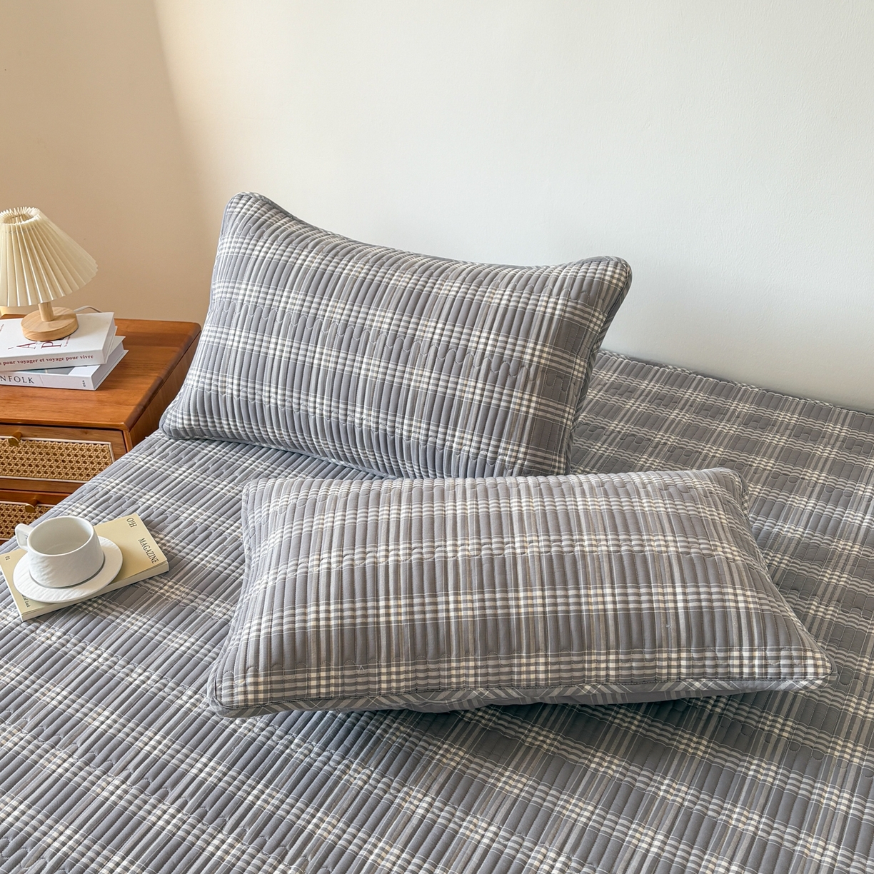 91家纺网 家纺一手货源 找家纺 居眠 2026新款全棉色织水洗棉格子夹棉棉花枕套 夹棉款-马丁灰