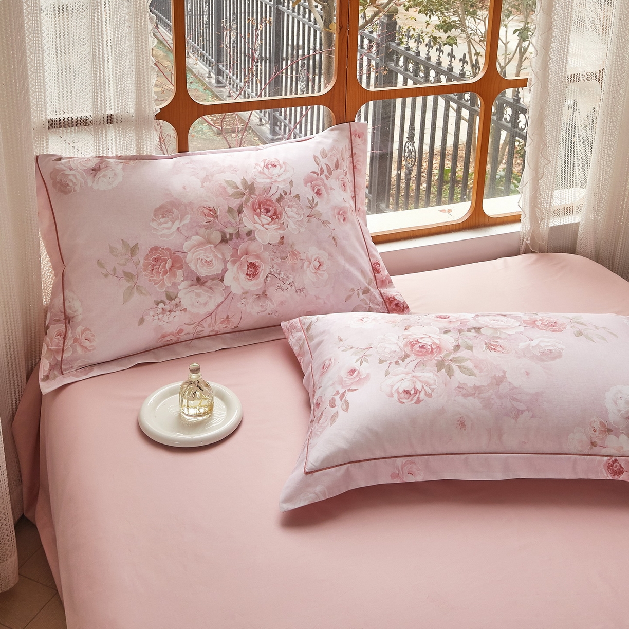 91家纺网 家纺一手货源 找家纺 启航家居 2026新款全棉铂金棉数码印花四件套 疏影微香粉