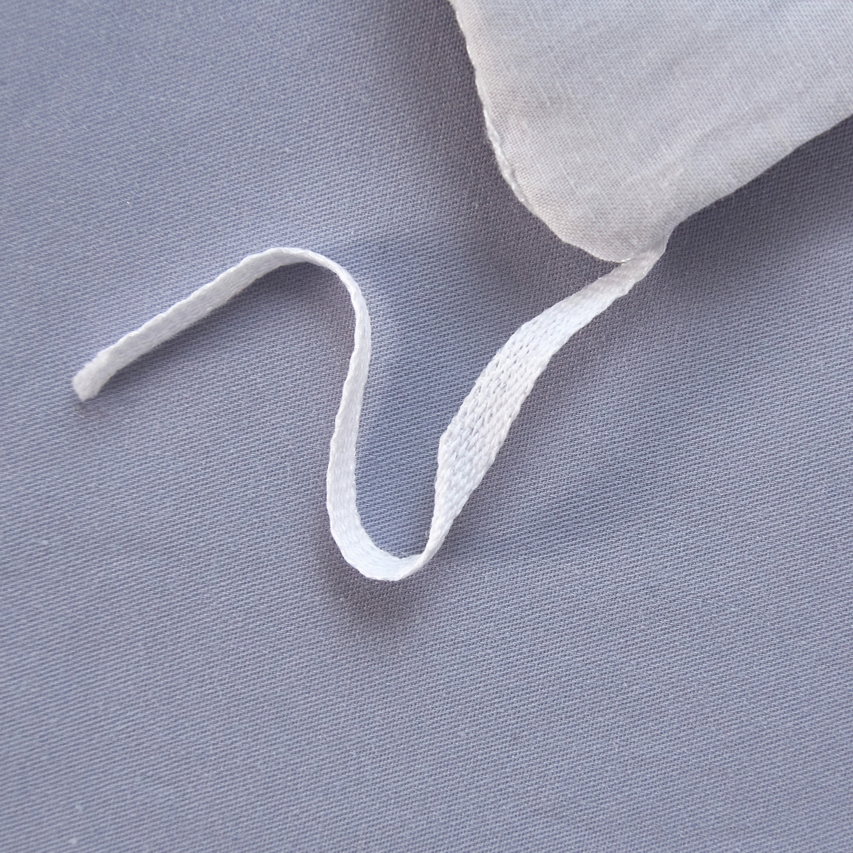 91家纺网 家纺一手货源 找家纺 启航家居 2026新款全棉铂金棉数码印花四件套 疏影微香灰