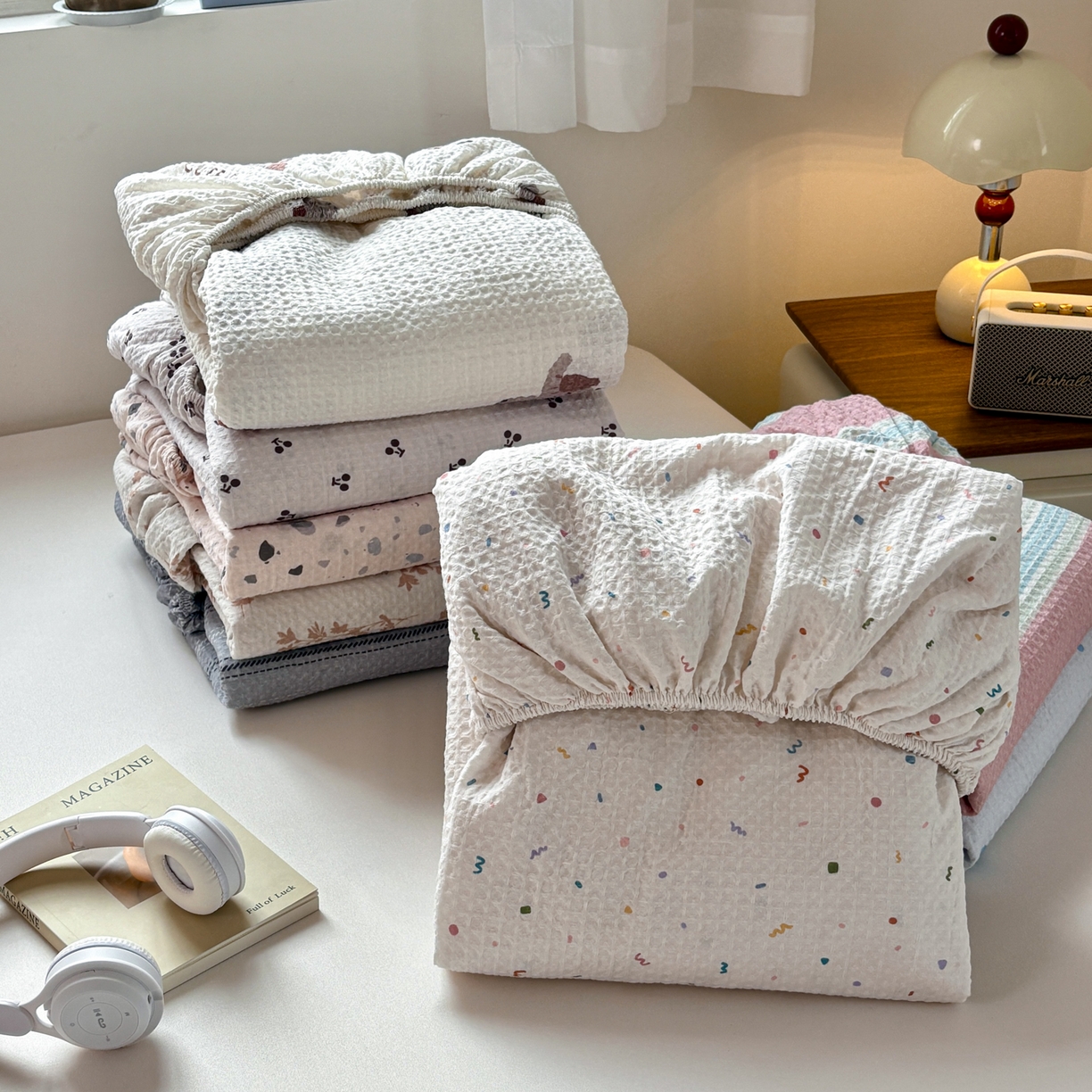 91家纺网 家纺一手货源 找家纺 居眠 2026新款全棉印花华夫格床笠 组合叠拍图