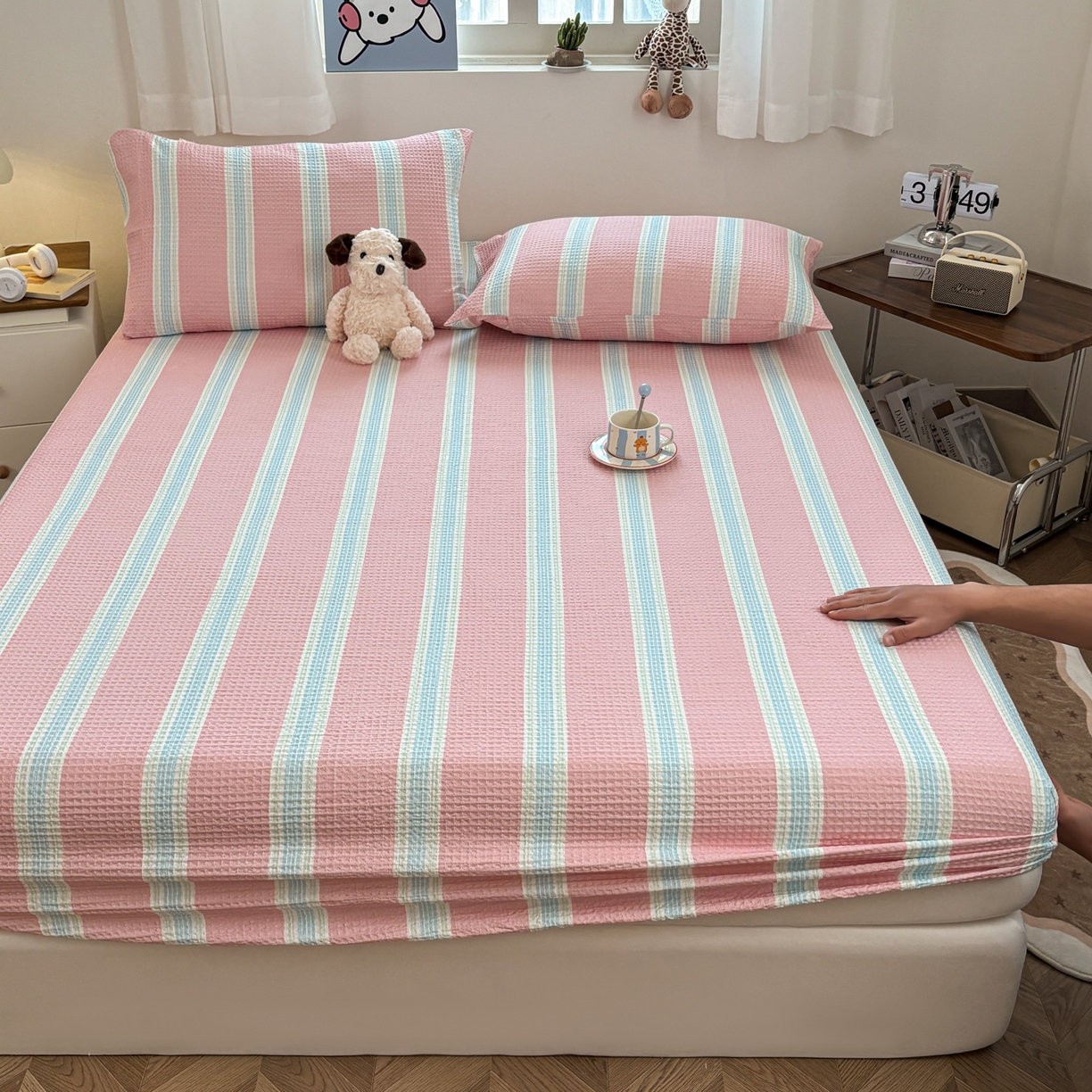 91家纺网 家纺一手货源 找家纺 居眠 2026新款全棉印花华夫格床笠 条纹粉