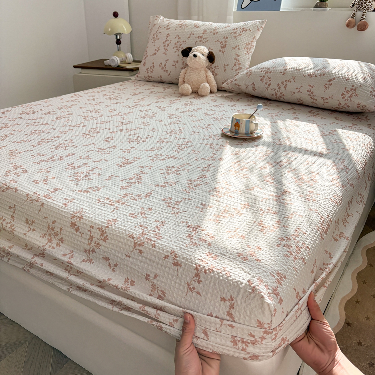 91家纺网 家纺一手货源 找家纺 居眠 2026新款全棉印花华夫格床笠 花眠