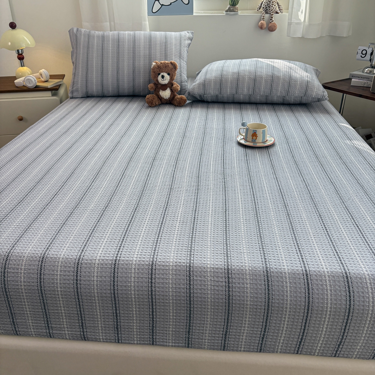 91家纺网 家纺一手货源 找家纺 居眠 2026新款全棉印花华夫格床笠 细灰条