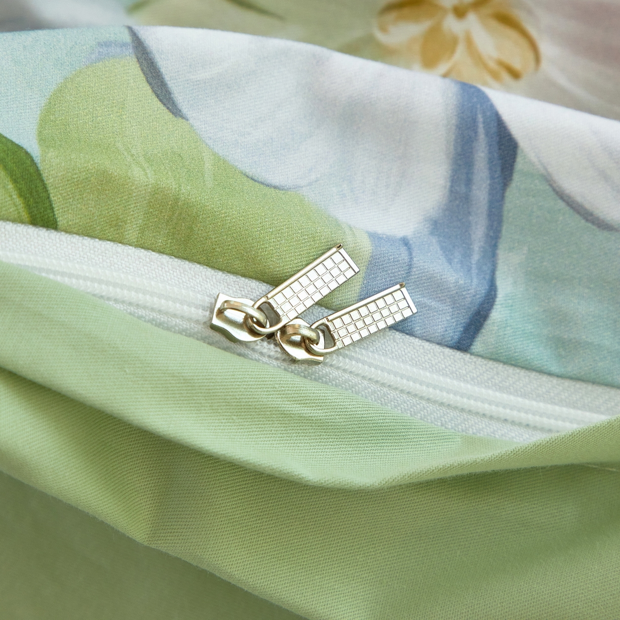 91家纺网 家纺一手货源 找家纺 启航家居 2026新款全棉铂金棉数码印花四件套 田园绿