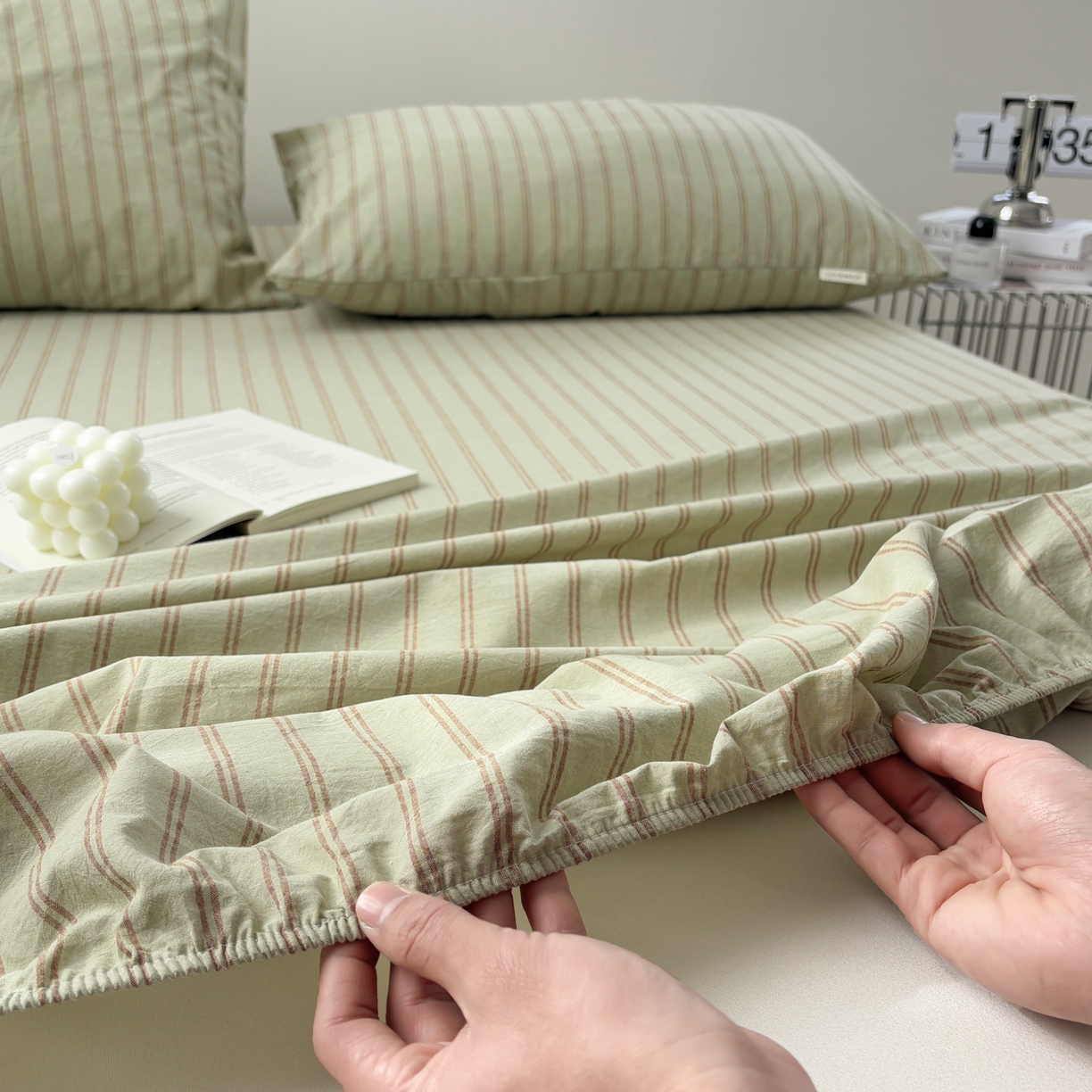 91家纺网 家纺一手货源 找家纺 居眠 2026新款单层色织水洗格子全棉床笠 单层款-摩登绿卡条