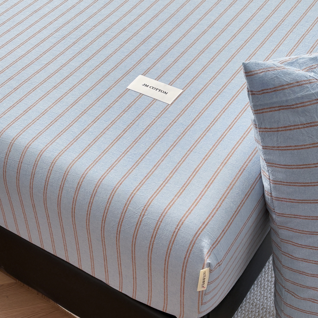 91家纺网 家纺一手货源 找家纺 居眠 2026新款单层色织水洗格子全棉床笠 单层款-摩登蓝卡条