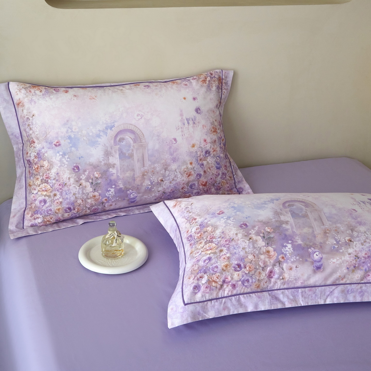 91家纺网 家纺一手货源 找家纺 启航家居 2026新款全棉铂金棉数码印花四件套 童话乐园紫