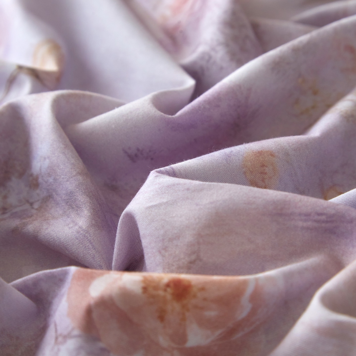 91家纺网 家纺一手货源 找家纺 启航家居 2026新款全棉铂金棉数码印花四件套 童话乐园紫