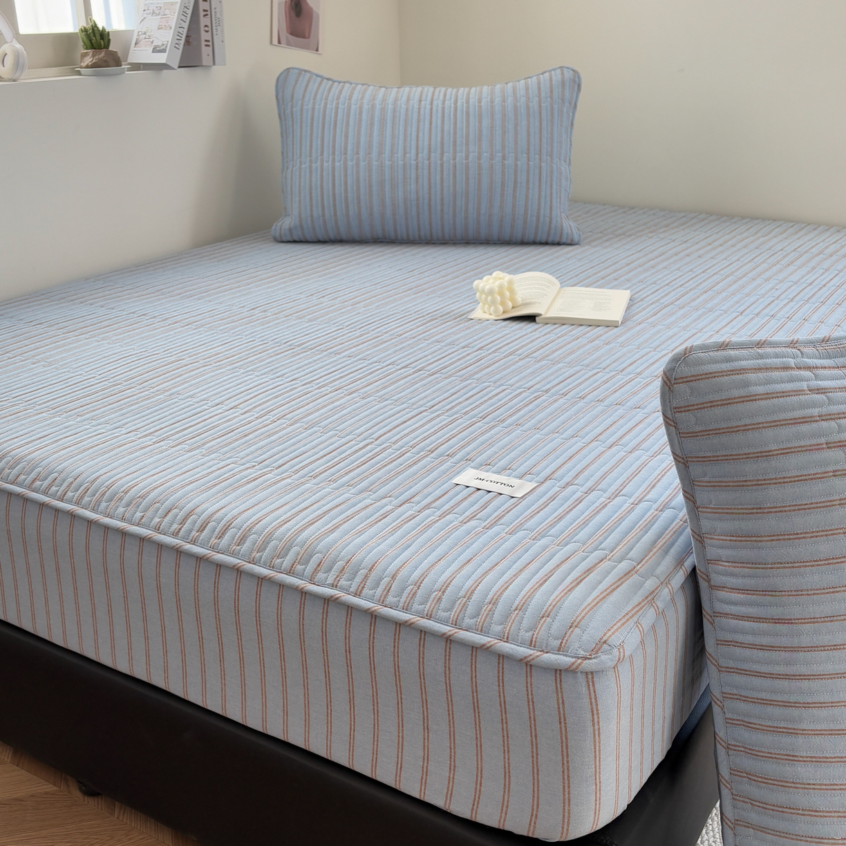 91家纺网 家纺一手货源 找家纺 （总）居眠 2026新款全棉色织水洗棉格子夹棉棉花床笠