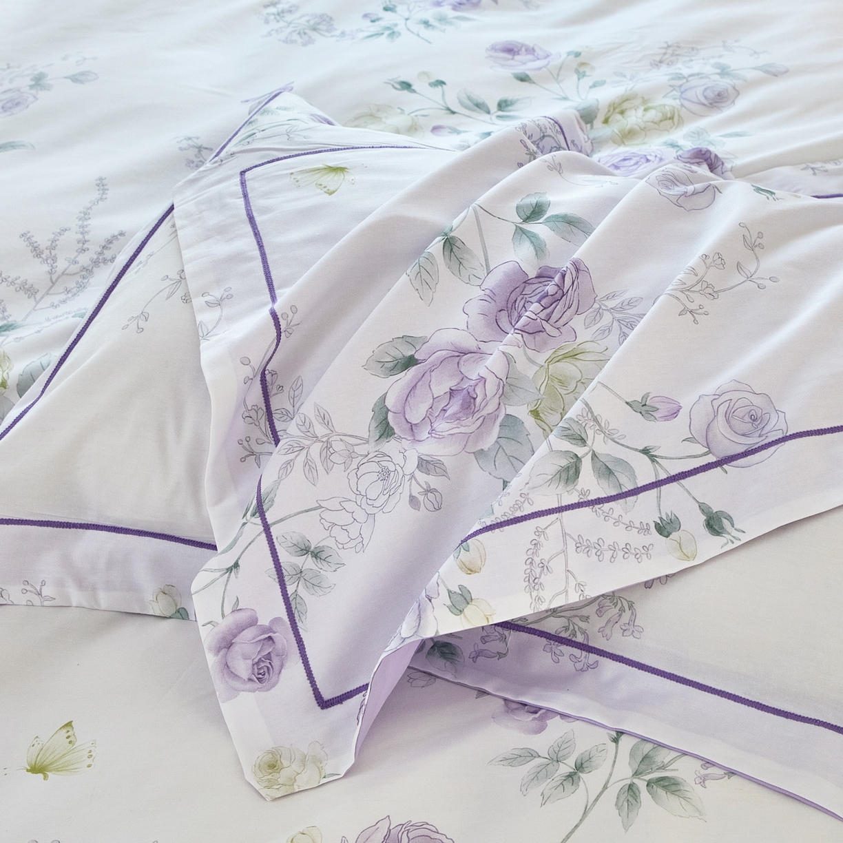 91家纺网 家纺一手货源 找家纺 启航家居 2026新款全棉铂金棉数码印花四件套 微雨山茶紫