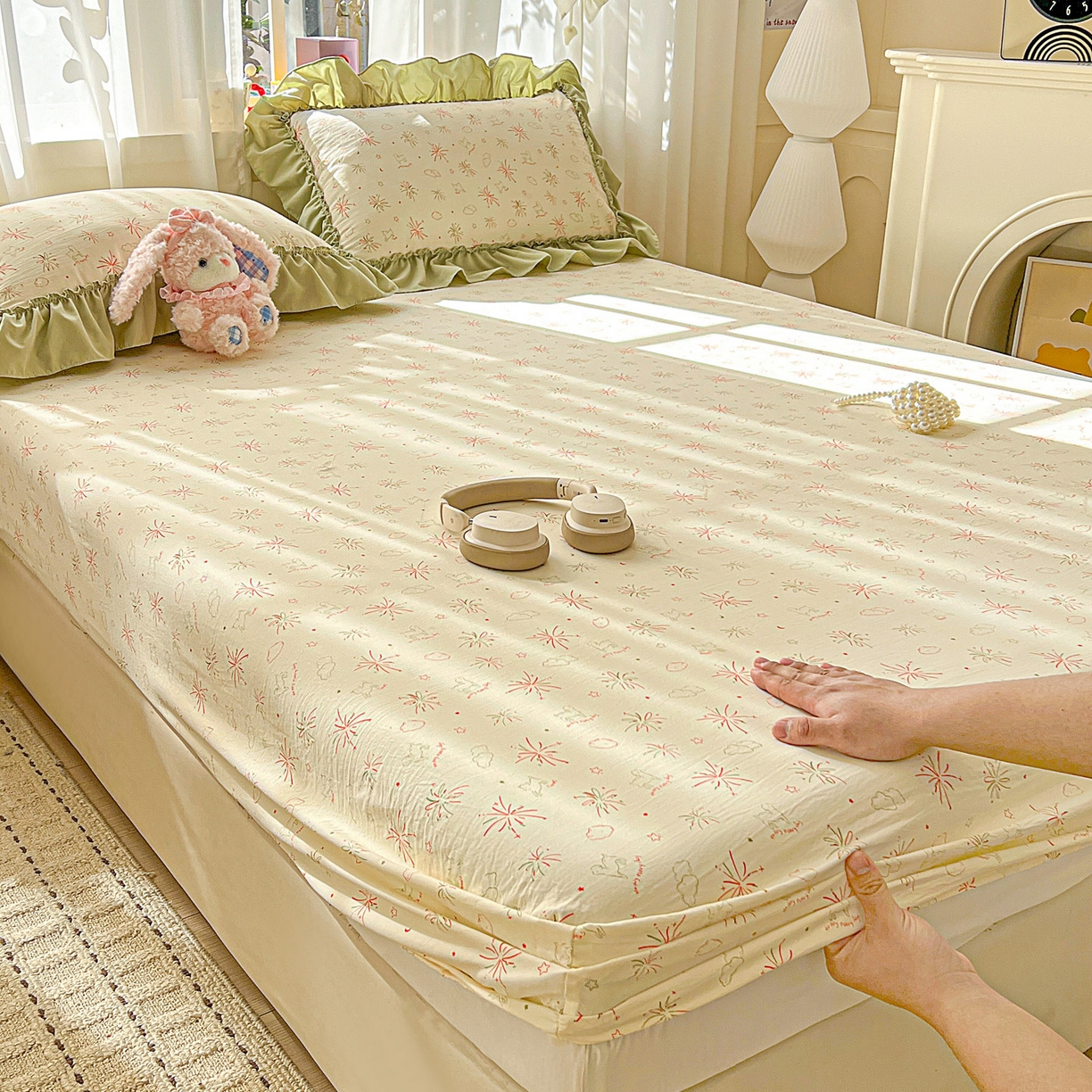 91家纺网 家纺一手货源 找家纺 富米莱（原臻工厂） 2026新款古法水洗仿棉床笠席梦思床罩杀床垫防滑罩床套罩床笠三件套 烟火气星辰