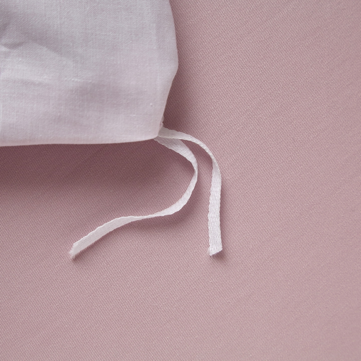 91家纺网 家纺一手货源 找家纺 启航家居 2026新款全棉铂金棉数码印花四件套 雪顶之恋粉