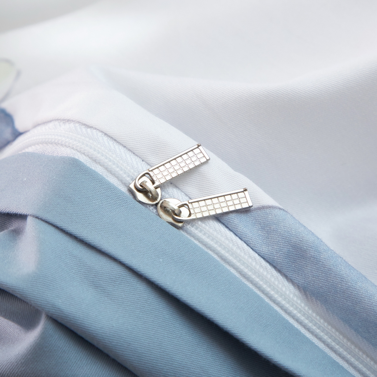 91家纺网 家纺一手货源 找家纺 启航家居 2026新款全棉铂金棉数码印花四件套 云中歌兰