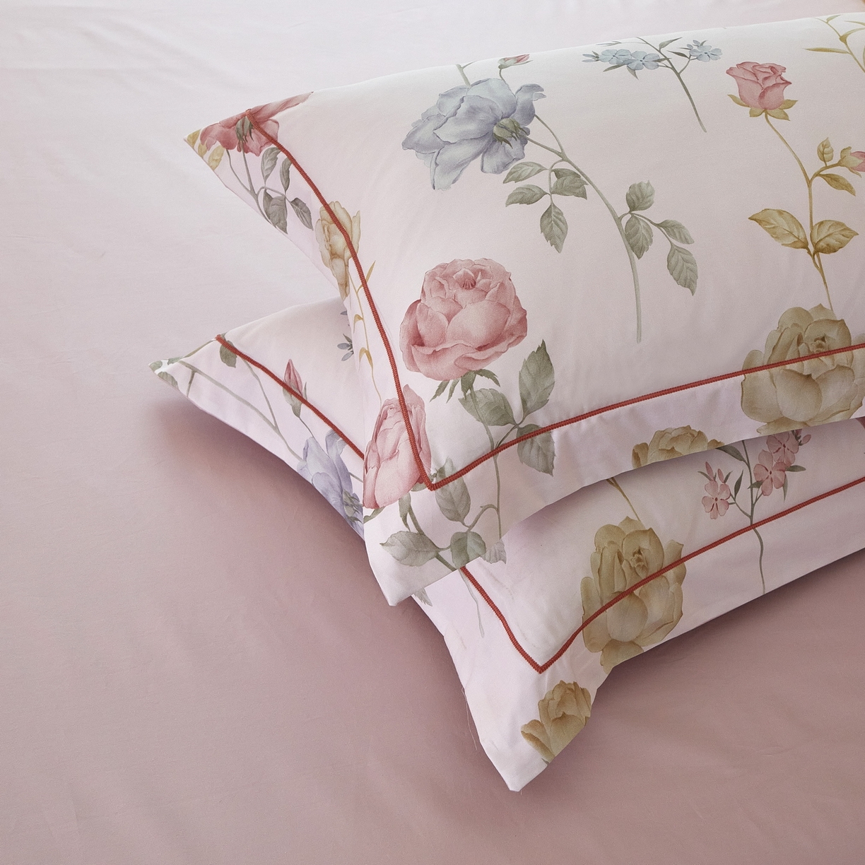 91家纺网 家纺一手货源 找家纺 启航家居 2026新款全棉铂金棉数码印花四件套 臻爱粉