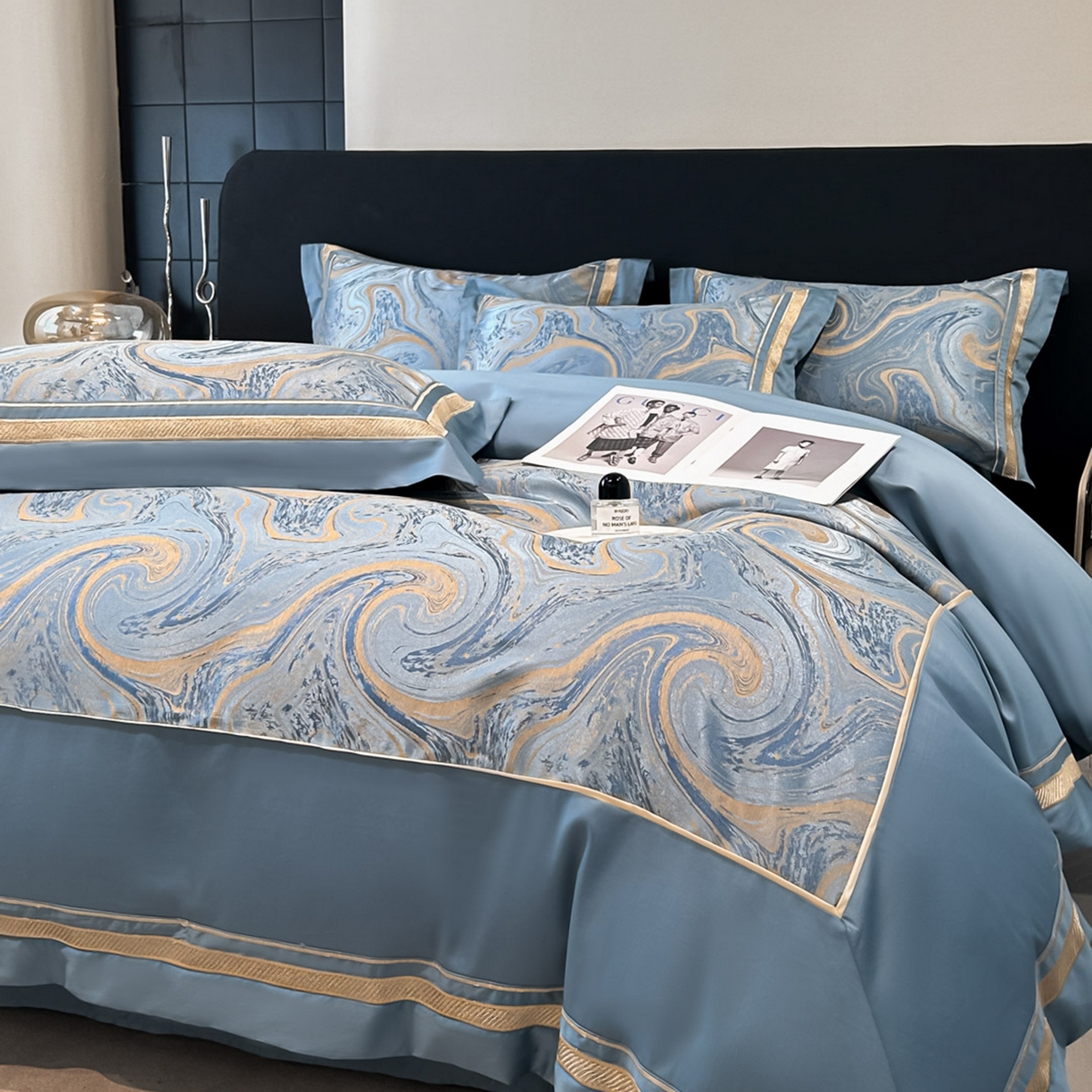 91家纺网 家纺一手货源 找家纺 博纳家纺 2026春夏新款全棉纯棉高精密色织提花绣花四件套-炫彩年华 炫彩年华-宾利蓝