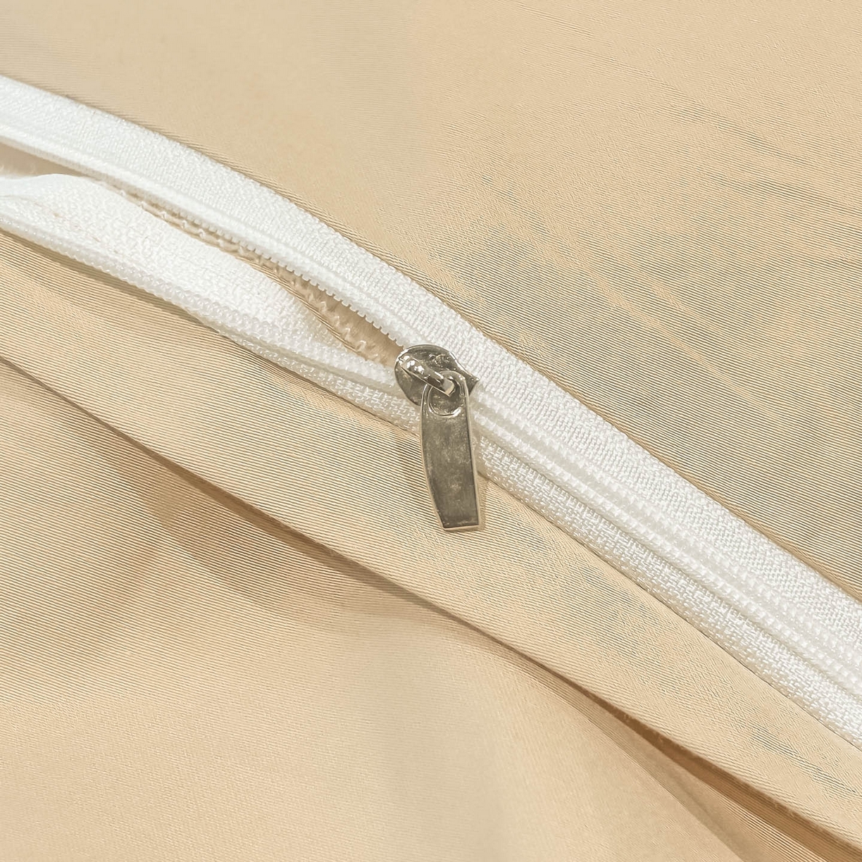 91家纺网 家纺一手货源 找家纺 博纳家纺 2026春夏新款全棉纯棉高精密色织提花绣花四件套-炫彩年华 炫彩年华-香槟