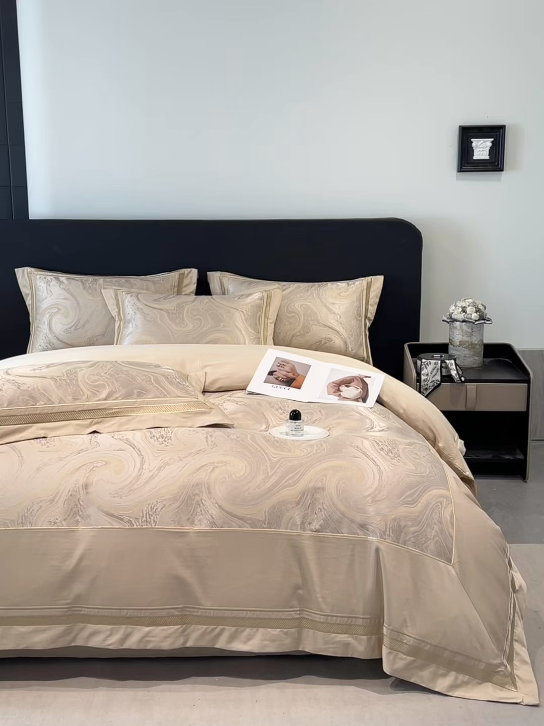 91家纺网 家纺一手货源 找家纺 博纳家纺 2026春夏新款全棉纯棉高精密色织提花绣花四件套-炫彩年华 炫彩年华-香槟