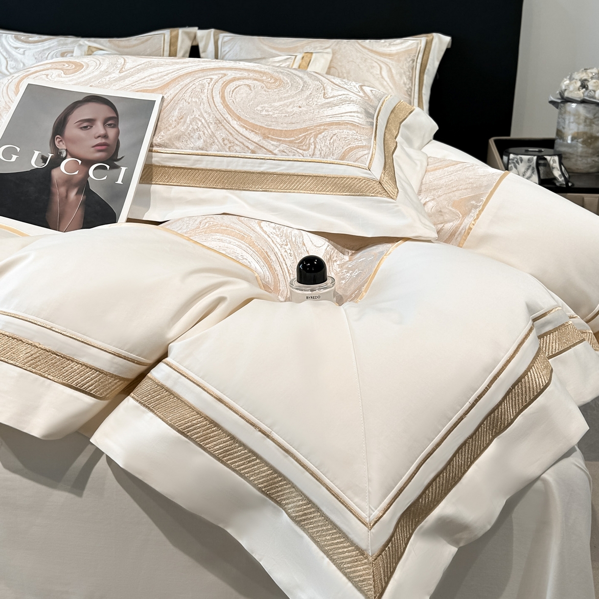 91家纺网 家纺一手货源 找家纺 博纳家纺 2026春夏新款全棉纯棉高精密色织提花绣花四件套-炫彩年华 炫彩年华-象牙白