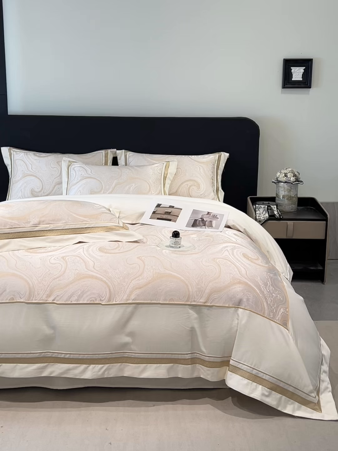 91家纺网 家纺一手货源 找家纺 博纳家纺 2026春夏新款全棉纯棉高精密色织提花绣花四件套-炫彩年华 炫彩年华-象牙白