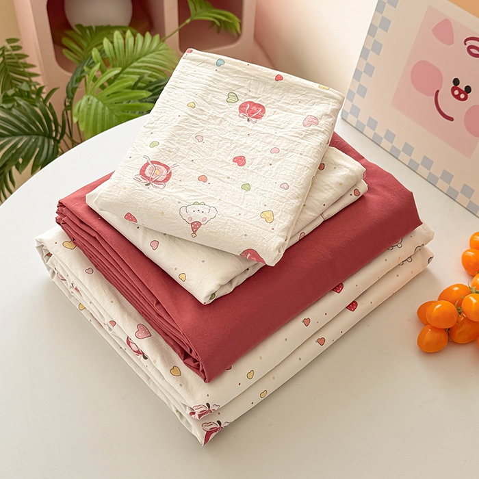 91家纺网 家纺一手货源 找家纺 卢赛尔 2026新款古法水洗仿棉云感棉学生三件套四件套 苹果派