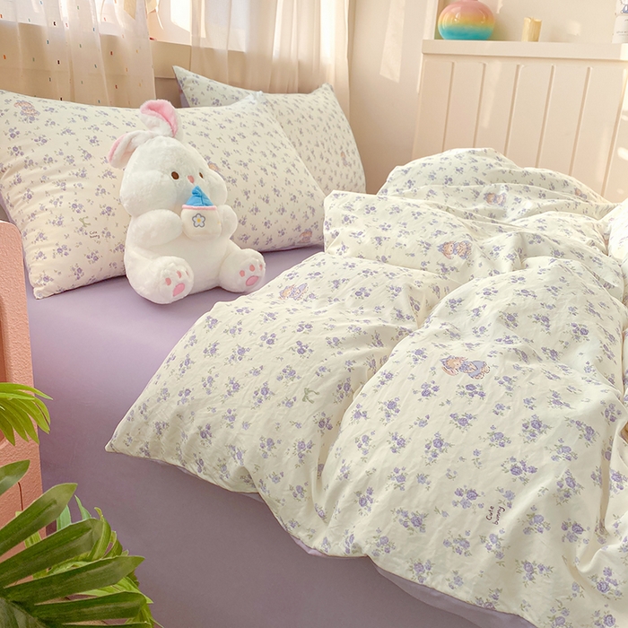 91家纺网 家纺一手货源 找家纺 卢赛尔 2026新款古法水洗仿棉云感棉学生三件套四件套 海盐小花