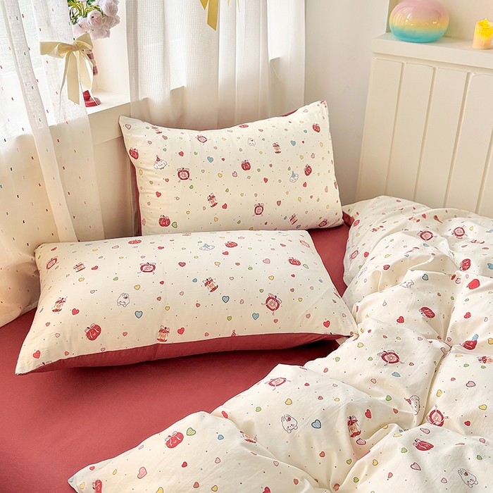 91家纺网 家纺一手货源 找家纺 卢赛尔 2026新款古法水洗仿棉云感棉学生三件套四件套 苹果派