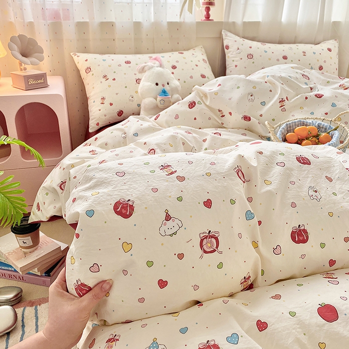 91家纺网 家纺一手货源 找家纺 卢赛尔 2026新款古法水洗仿棉云感棉学生三件套四件套 苹果派