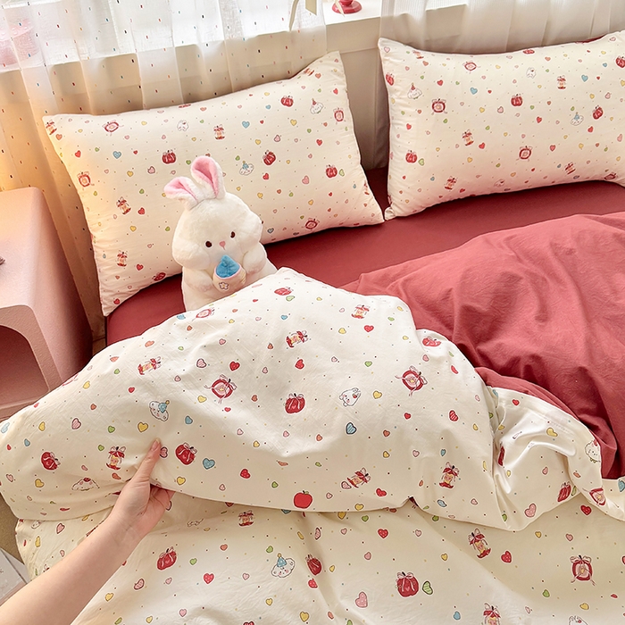 91家纺网 家纺一手货源 找家纺 卢赛尔 2026新款古法水洗仿棉云感棉学生三件套四件套 苹果派