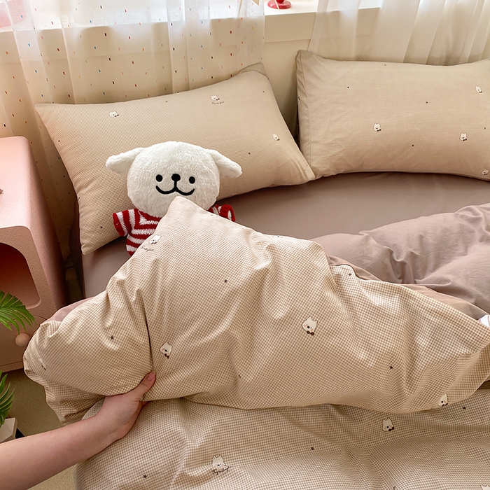 91家纺网 家纺一手货源 找家纺 卢赛尔 2026新款古法水洗仿棉云感棉学生三件套四件套 甜宠