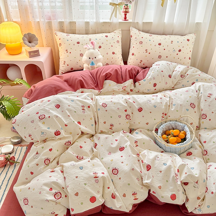 91家纺网 家纺一手货源 找家纺 卢赛尔 2026新款古法水洗仿棉云感棉学生三件套四件套 苹果派