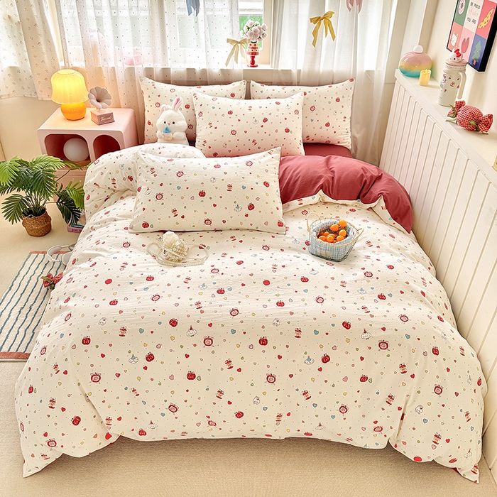 91家纺网 家纺一手货源 找家纺 卢赛尔 2026新款古法水洗仿棉云感棉学生三件套四件套 苹果派