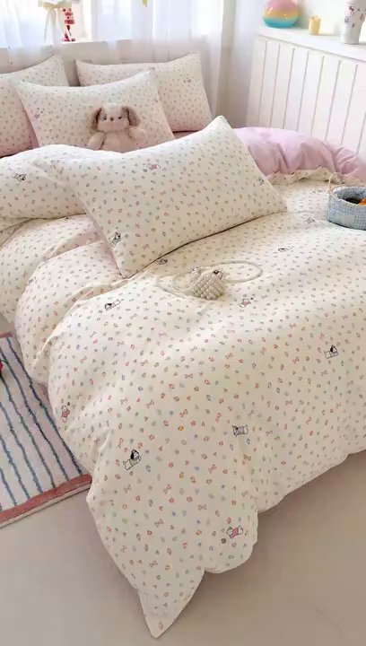 91家纺网 家纺一手货源 找家纺 卢赛尔 2026新款古法水洗仿棉云感棉学生三件套四件套 萌萌汪