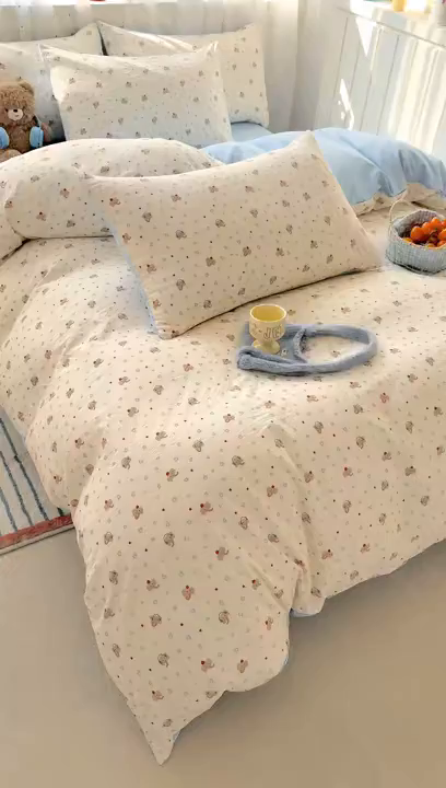 91家纺网 家纺一手货源 找家纺 卢赛尔 2026新款古法水洗仿棉云感棉学生三件套四件套 爱心象