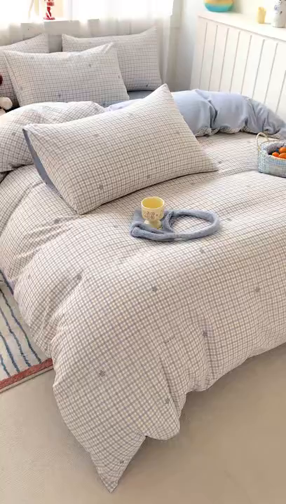 91家纺网 家纺一手货源 找家纺 卢赛尔 2026新款古法水洗仿棉云感棉学生三件套四件套 星星格