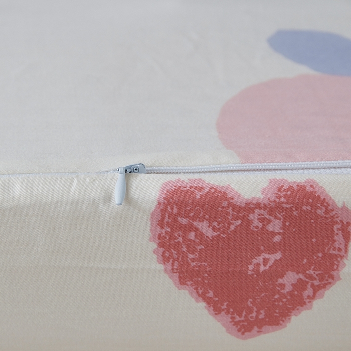 91家纺网 家纺一手货源 找家纺 翎盈家纺 2026款ins风小清新卡通纯棉乳胶枕专用枕套全棉波浪形枕头套 白桃公主