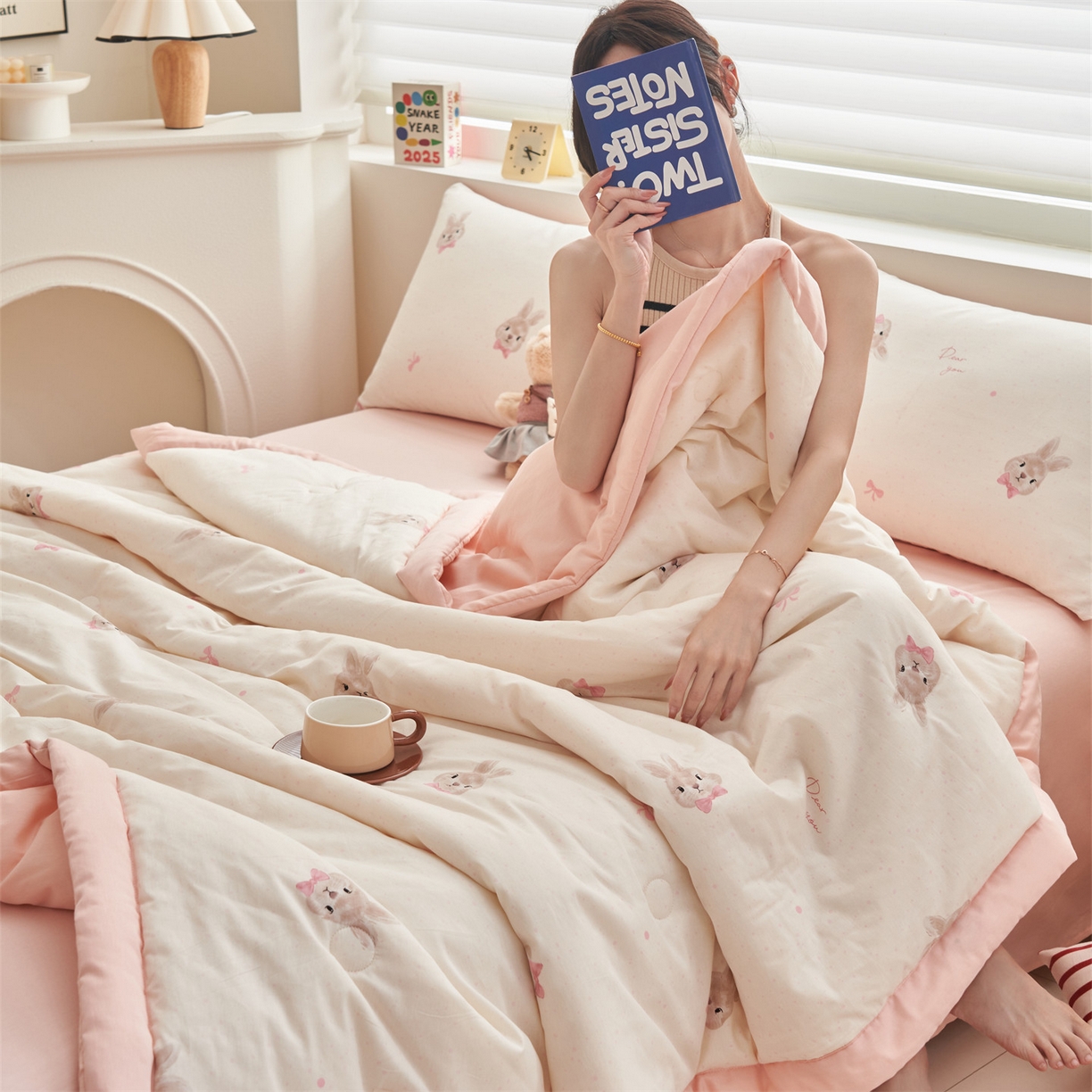 91家纺网 家纺一手货源 找家纺 恒爱家纺 2026新款全棉纯棉12868印花夏被夏凉被空调被 UJ灵动兔