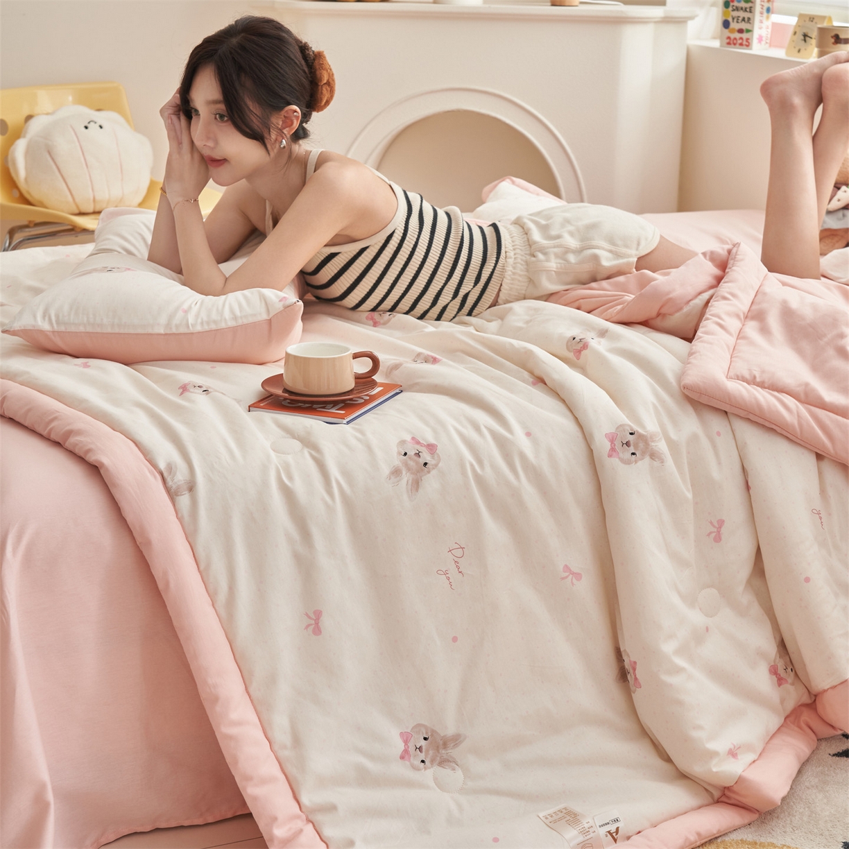 91家纺网 家纺一手货源 找家纺 恒爱家纺 2026新款全棉纯棉12868印花夏被夏凉被空调被 UJ灵动兔