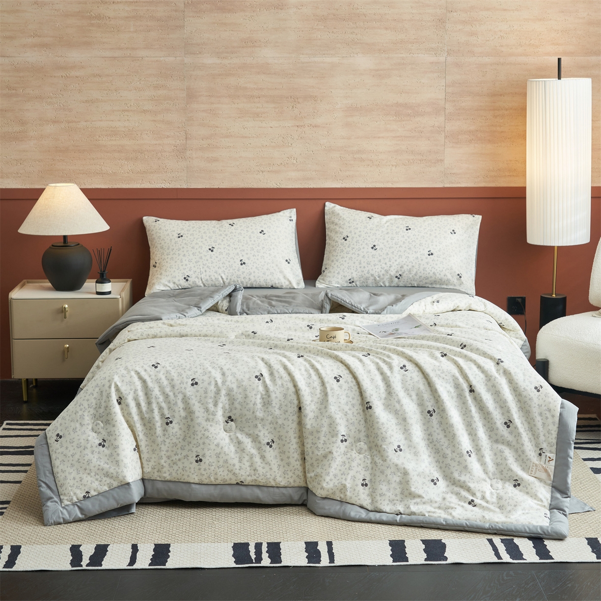 91家纺网 家纺一手货源 找家纺 恒爱家纺 2026新款全棉纯棉12868印花夏被夏凉被空调被 UJ墨兰樱桃