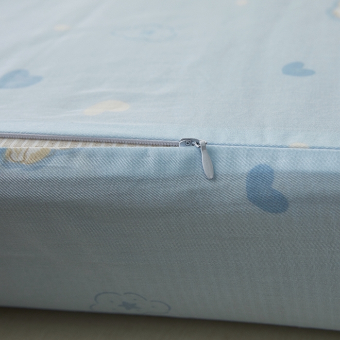 91家纺网 家纺一手货源 找家纺 翎盈家纺 2026款ins风小清新卡通纯棉乳胶枕专用枕套全棉波浪形枕头套 哈基米