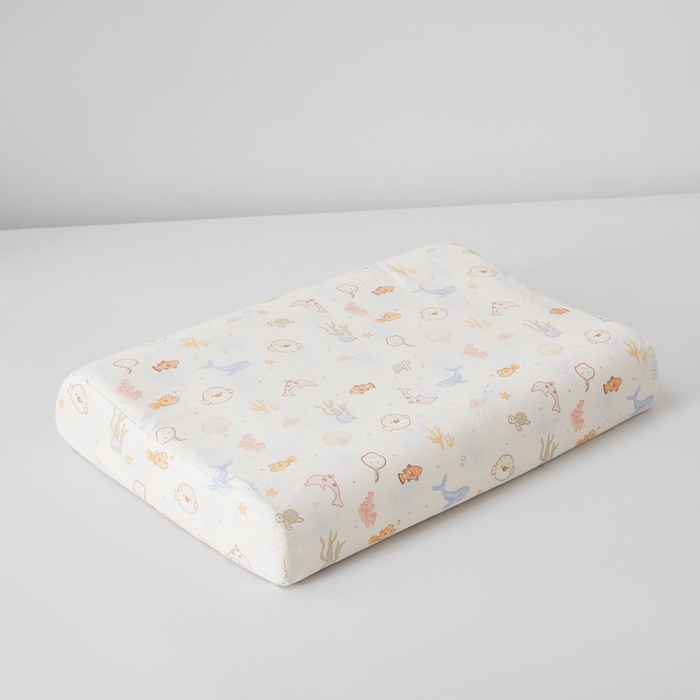 91家纺网 家纺一手货源 找家纺 翎盈家纺 2026款ins风小清新卡通纯棉乳胶枕专用枕套全棉波浪形枕头套 海底总动员