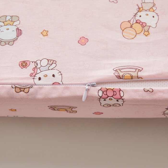 91家纺网 家纺一手货源 找家纺 翎盈家纺 2026款ins风小清新卡通纯棉乳胶枕专用枕套全棉波浪形枕头套 凯蒂软糖-粉