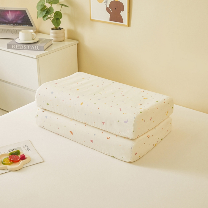 91家纺网 家纺一手货源 找家纺 翎盈家纺 2026款ins风小清新卡通纯棉乳胶枕专用枕套全棉波浪形枕头套 快乐魔法