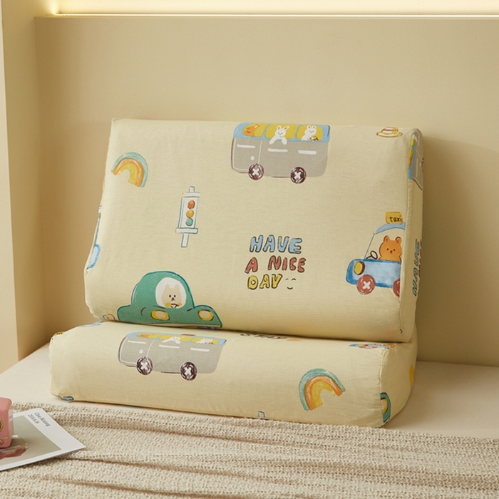 91家纺网 家纺一手货源 找家纺 翎盈家纺 2026款ins风小清新卡通纯棉乳胶枕专用枕套全棉波浪形枕头套 汽车乐园