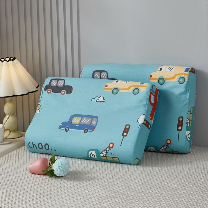 91家纺网 家纺一手货源 找家纺 翎盈家纺 2026款ins风小清新卡通纯棉乳胶枕专用枕套全棉波浪形枕头套 汽车小镇