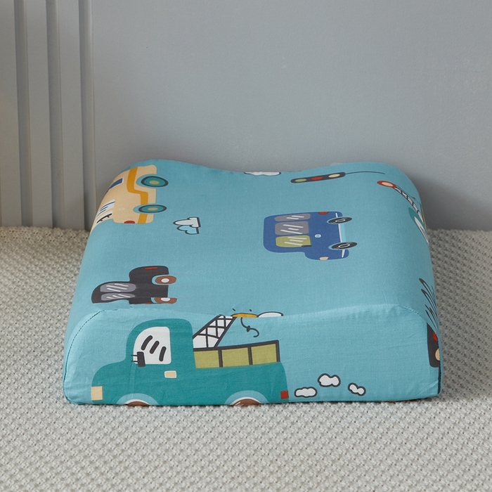 91家纺网 家纺一手货源 找家纺 翎盈家纺 2026款ins风小清新卡通纯棉乳胶枕专用枕套全棉波浪形枕头套 汽车小镇