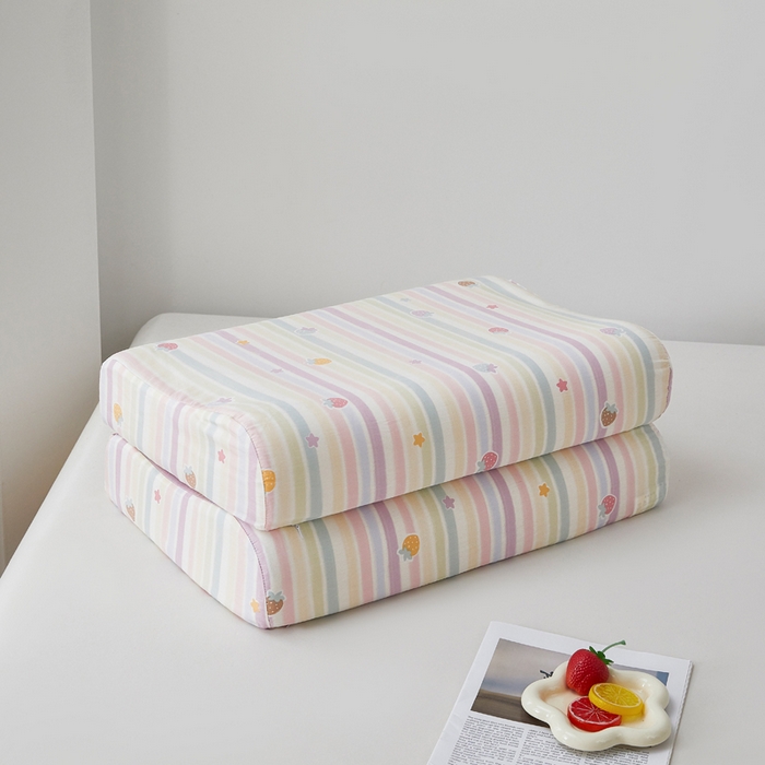 91家纺网 家纺一手货源 找家纺 翎盈家纺 2026款ins风小清新卡通纯棉乳胶枕专用枕套全棉波浪形枕头套 五彩草莓