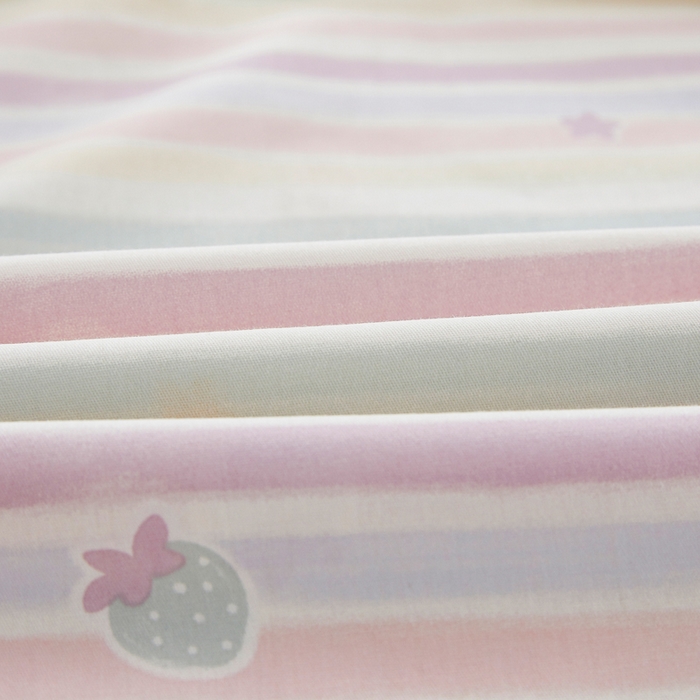 91家纺网 家纺一手货源 找家纺 翎盈家纺 2026款ins风小清新卡通纯棉乳胶枕专用枕套全棉波浪形枕头套 五彩草莓